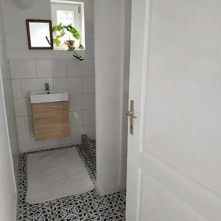 Lofti Apartment Zamardi