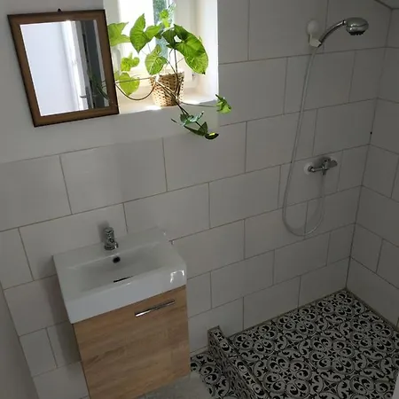 Lofti Apartment Zamardi