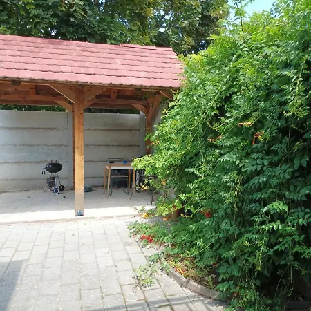Lejlighed Lofti Apartman