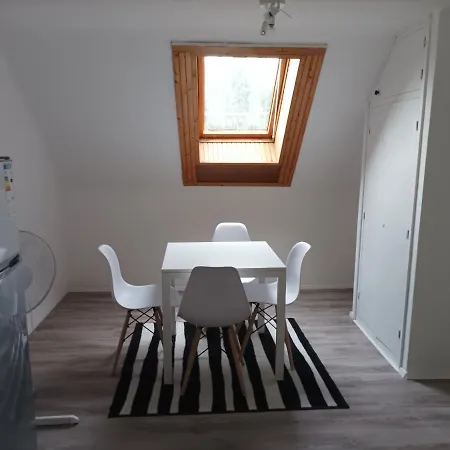 Lejlighed Lofti Apartman *